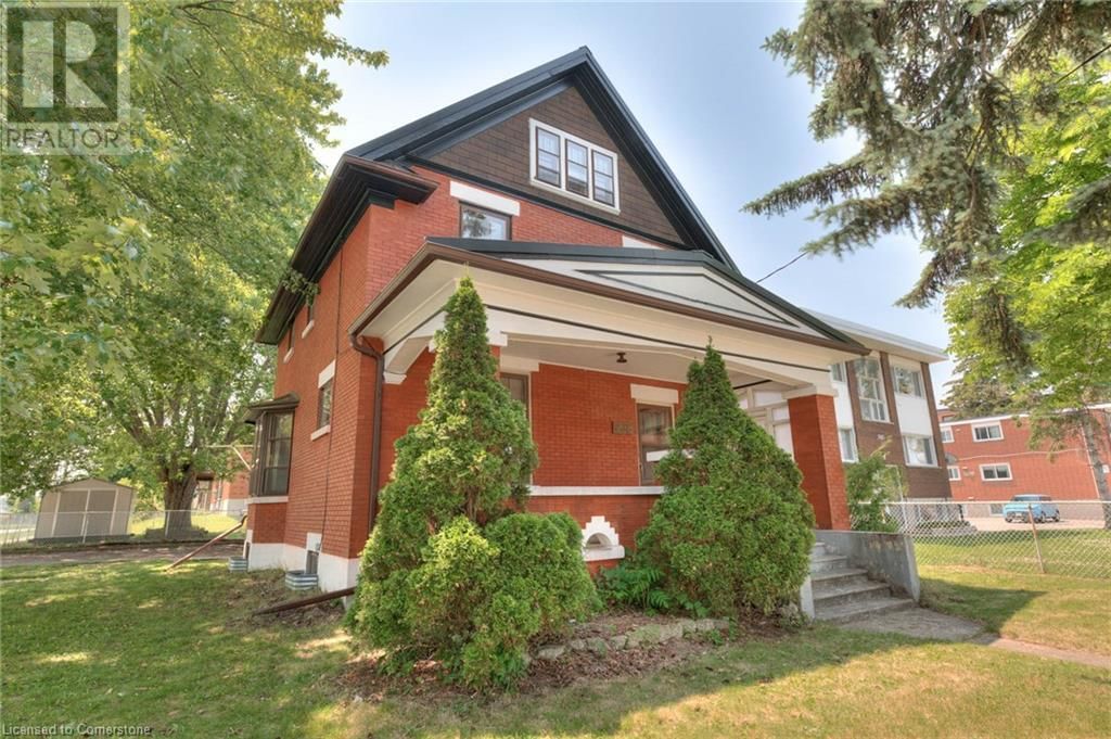 235 HOFFMAN STREET Image 4