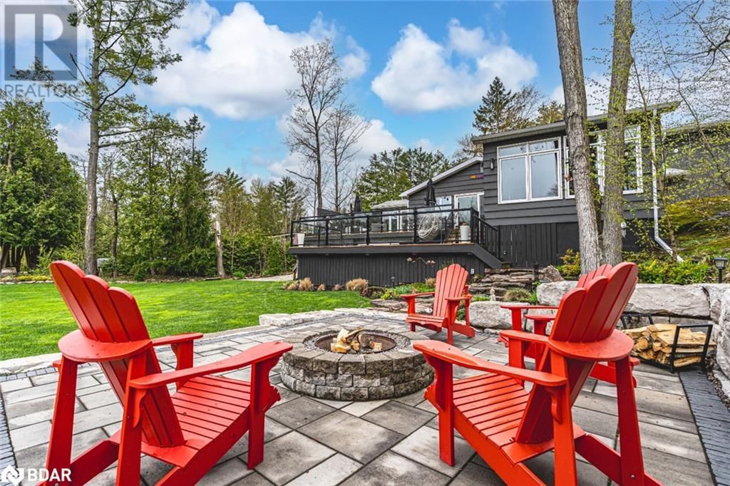 7952 PARK LANE CRESCENT Image 31
