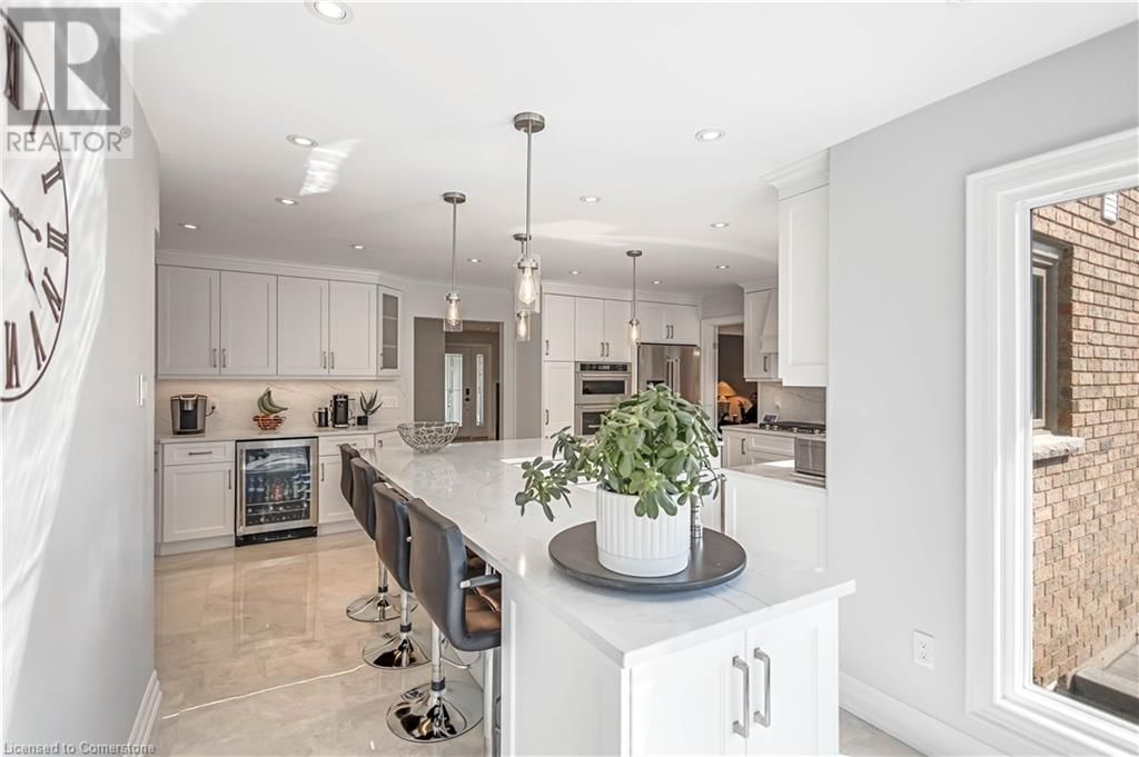 214 GREENBRIAR ROAD Image 14