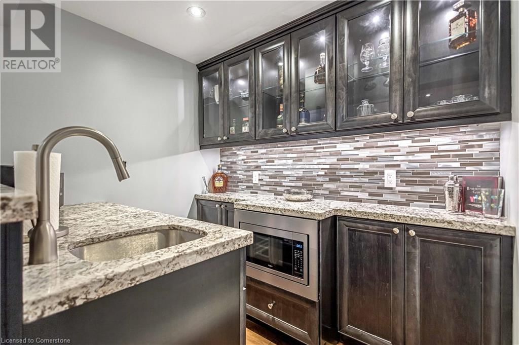 214 GREENBRIAR ROAD Image 33