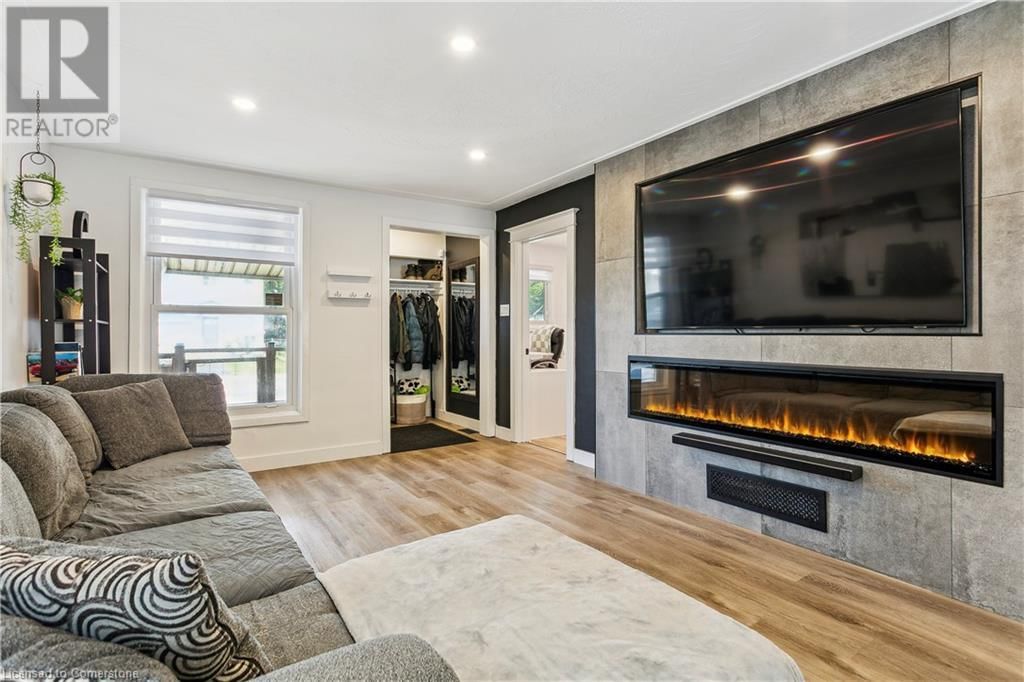 276 NORMANHURST AVENUE Image 11