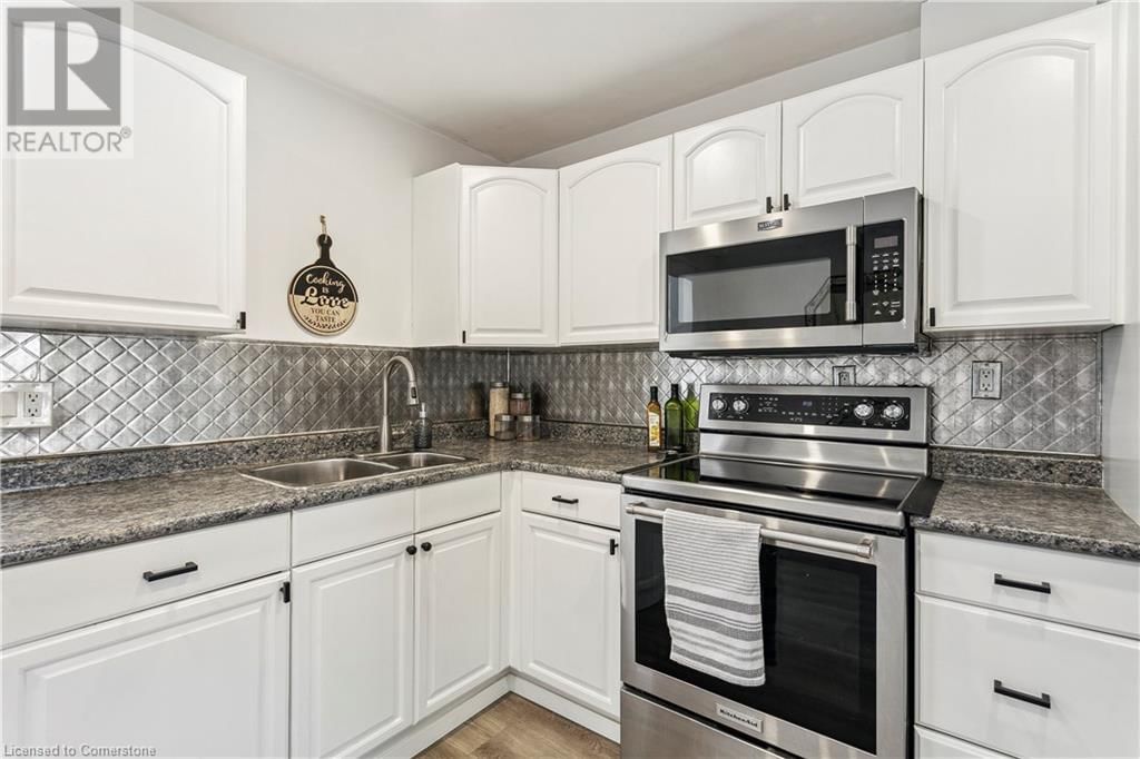 276 NORMANHURST AVENUE Image 15
