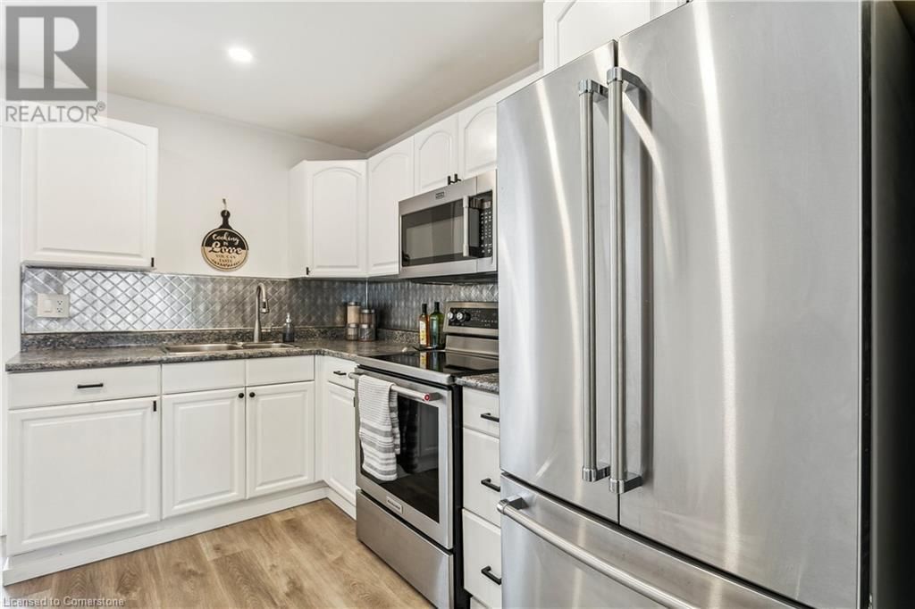 276 NORMANHURST AVENUE Image 17