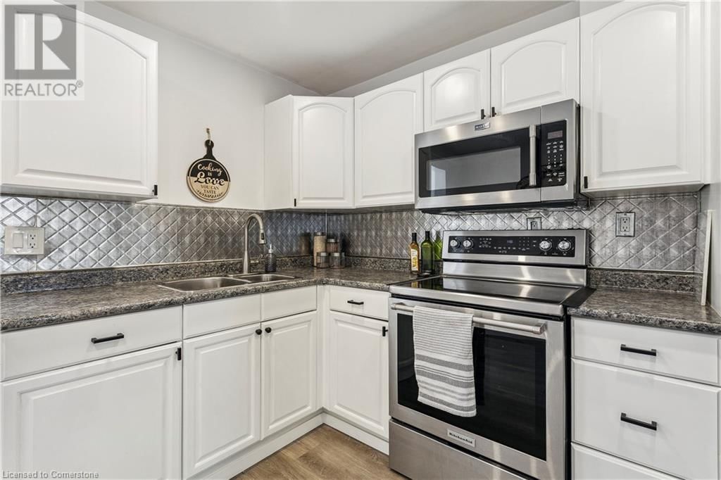 276 NORMANHURST AVENUE Image 18