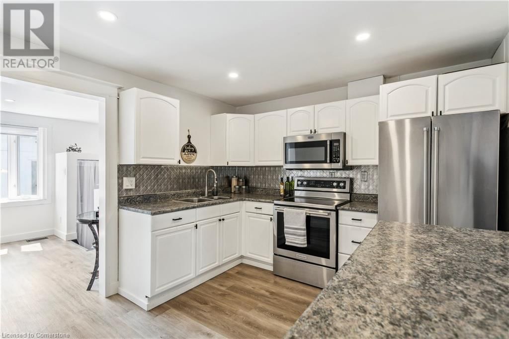 276 NORMANHURST AVENUE Image 20