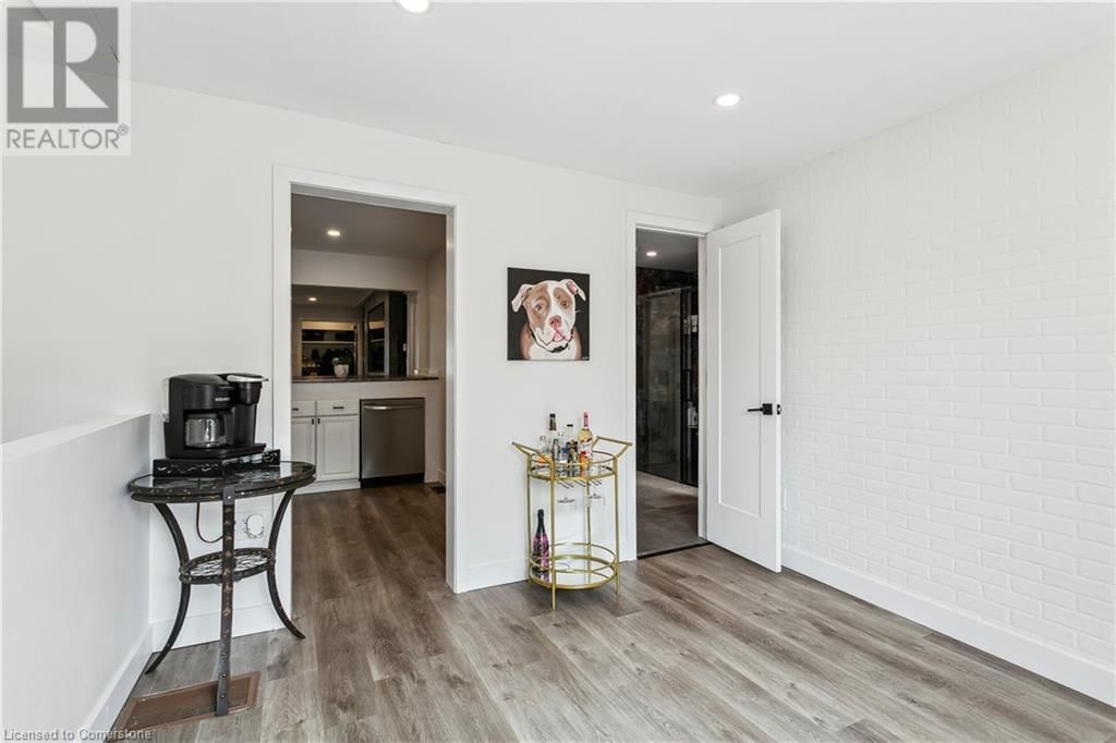 276 NORMANHURST AVENUE Image 33