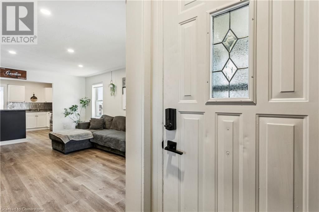 276 NORMANHURST AVENUE Image 7