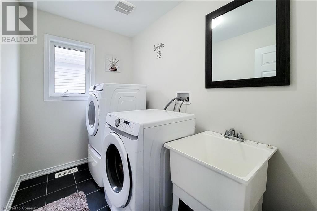 76 MCALLISTAR DRIVE Image 37