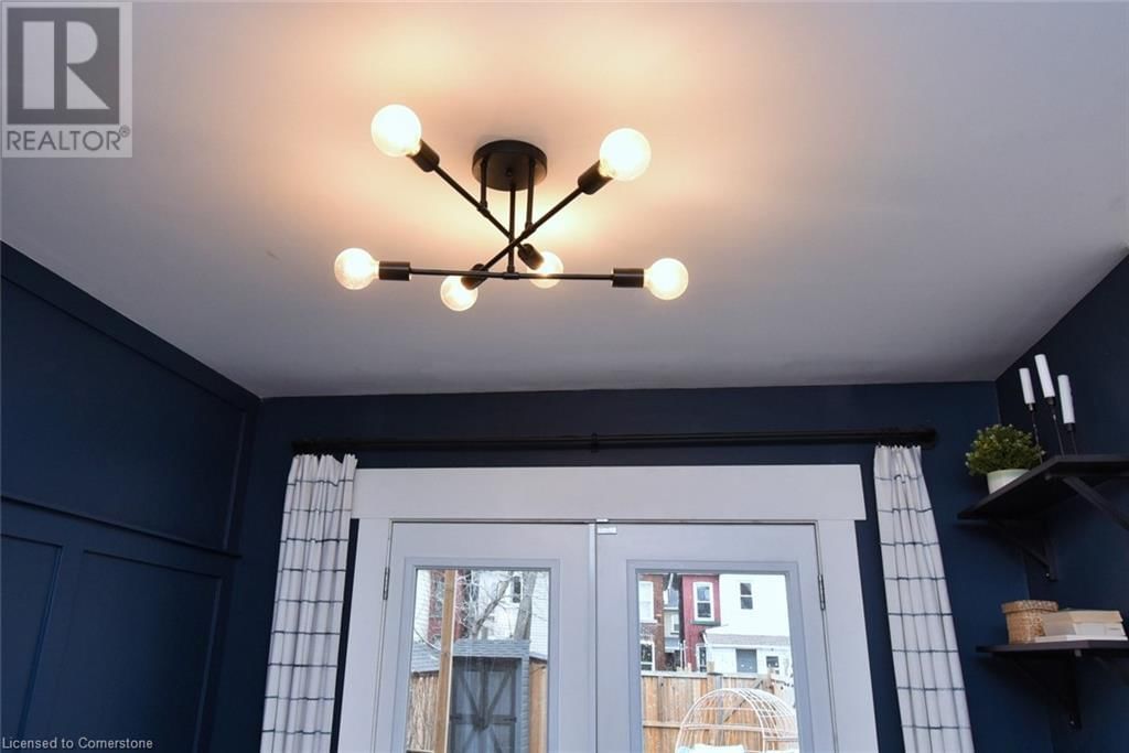 61 CHESTNUT AVENUE Image 13