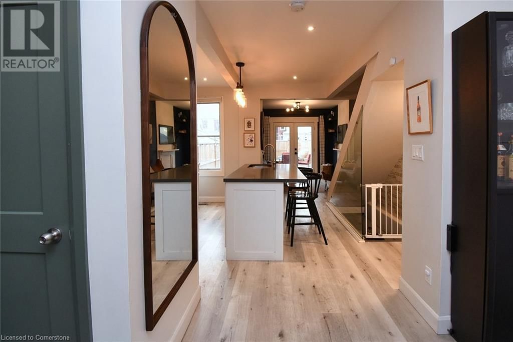 61 CHESTNUT AVENUE Image 19