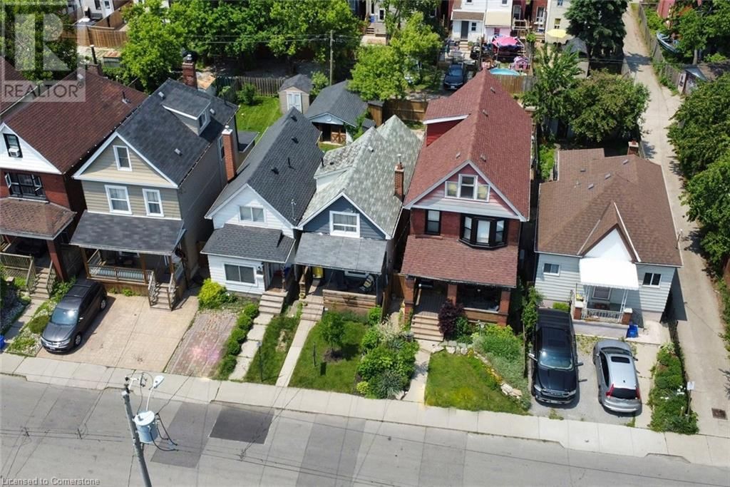 61 CHESTNUT AVENUE Image 2