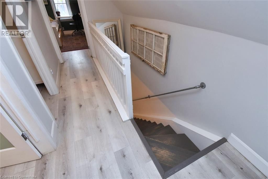 61 CHESTNUT AVENUE Image 31