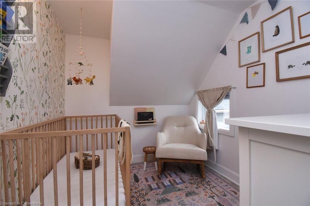 61 CHESTNUT AVENUE Image 37