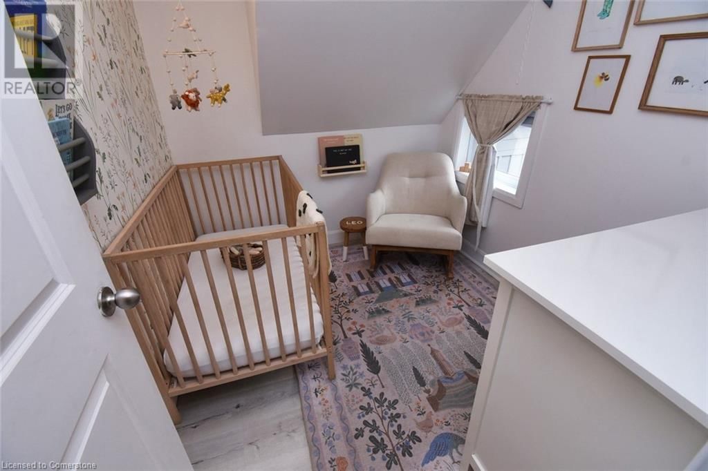 61 CHESTNUT AVENUE Image 38