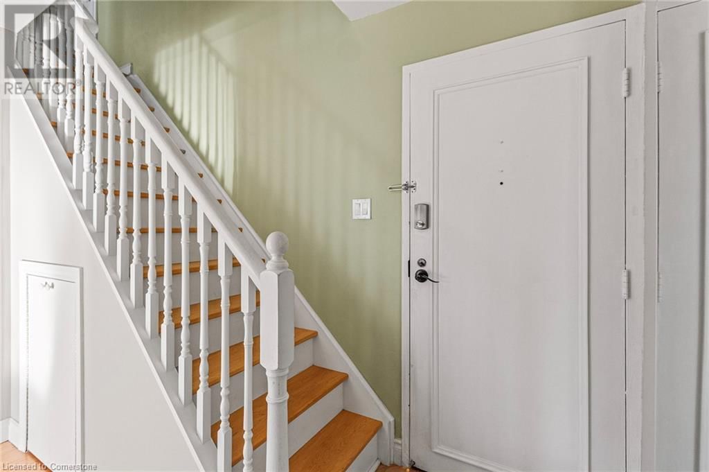 523 - 1300 MARLBOROUGH COURT Image 4