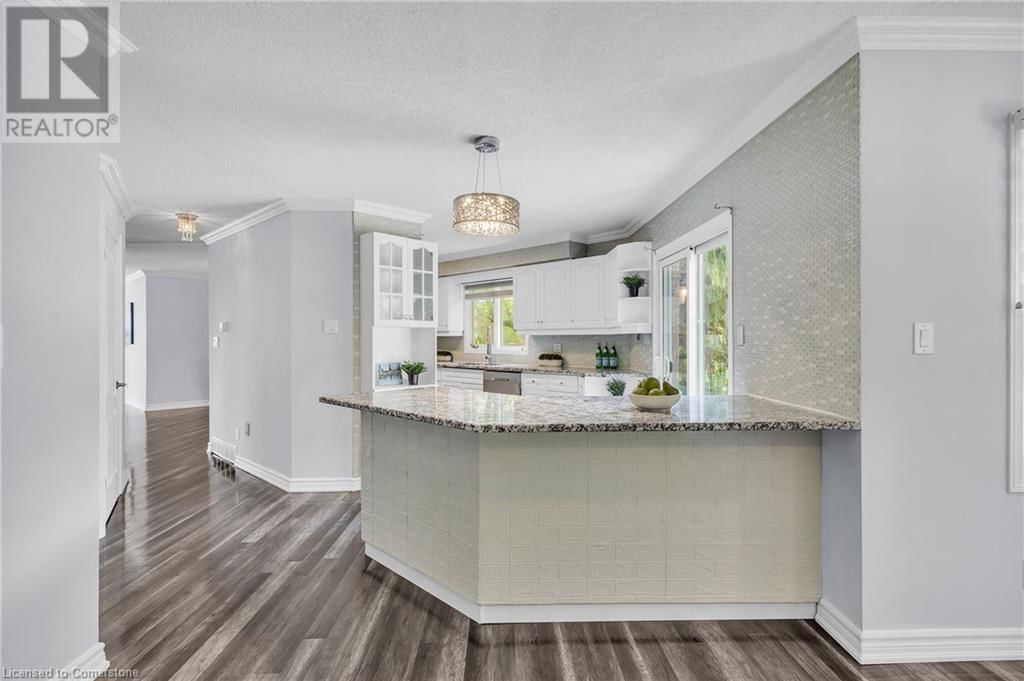 86 CORFIELD DRIVE Image 12