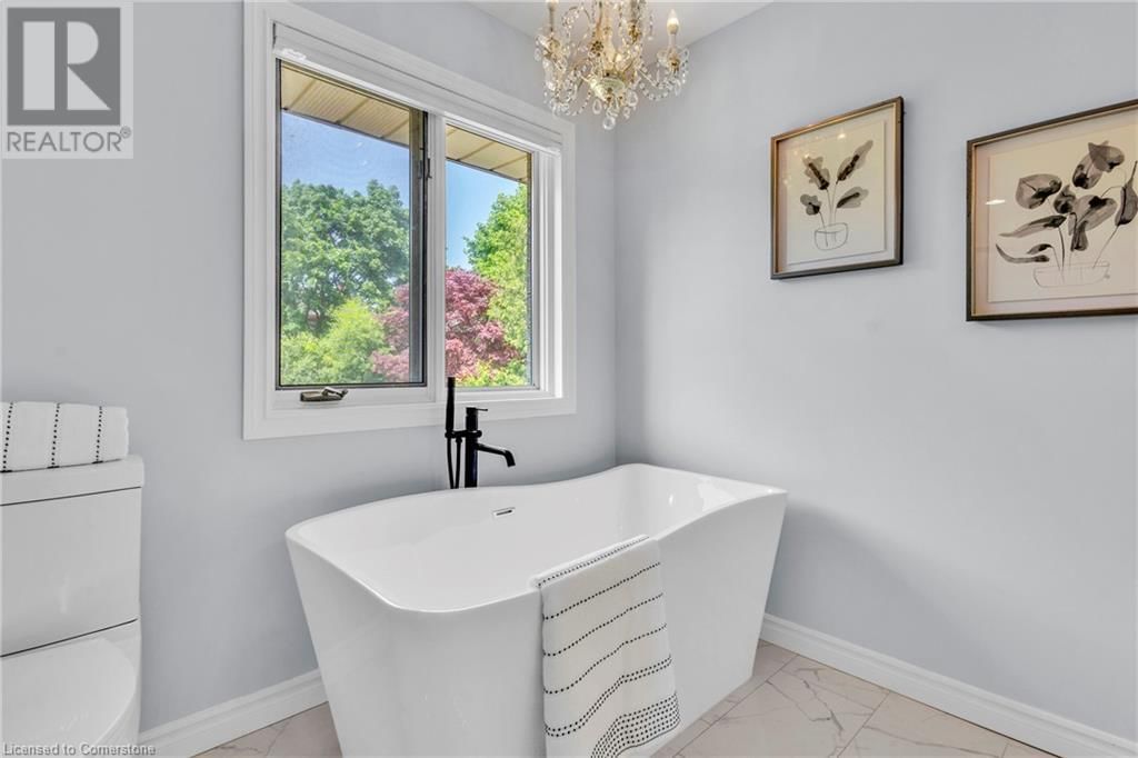 86 CORFIELD DRIVE Image 20