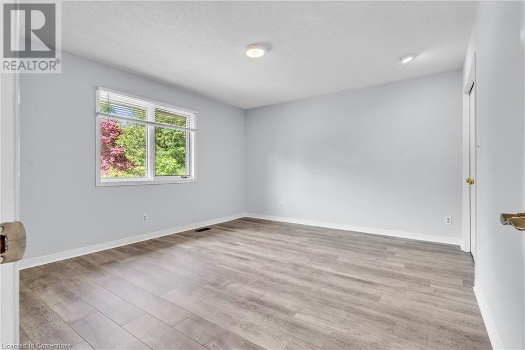 86 CORFIELD DRIVE Image 25