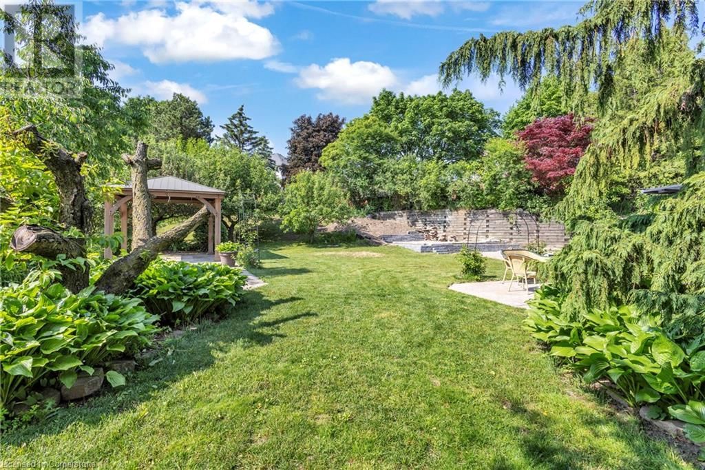 86 CORFIELD DRIVE Image 46