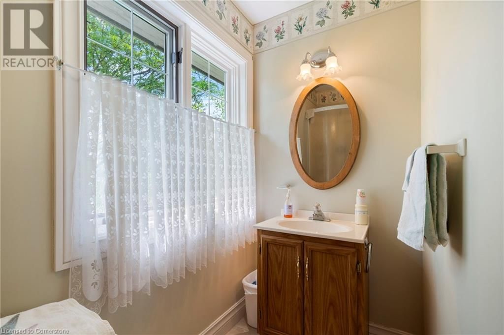 402 PROGRESTON ROAD Image 37