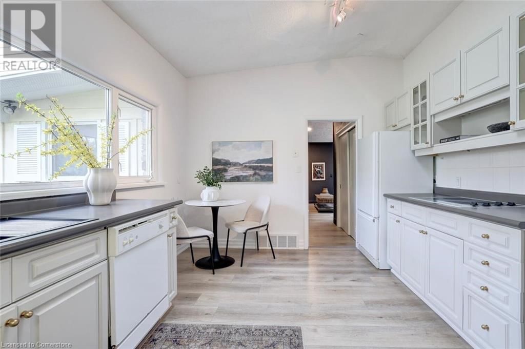 146 BIRETT DRIVE Image 16