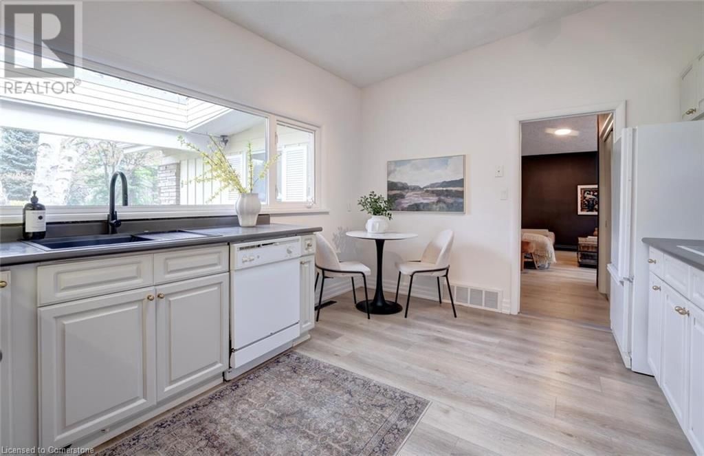 146 BIRETT DRIVE Image 21