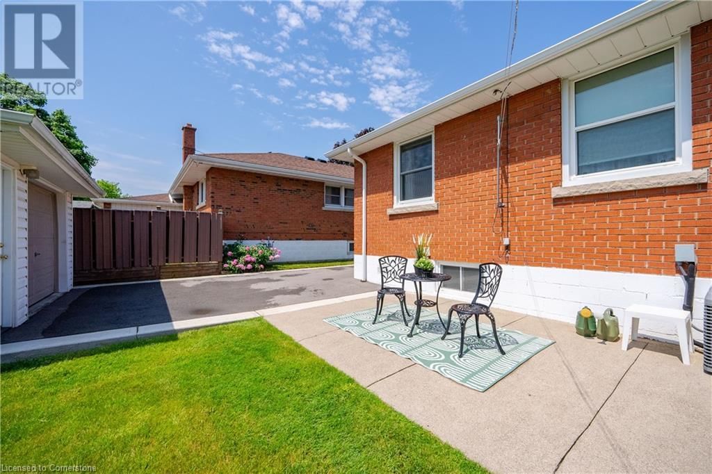 84 BLANMORA DRIVE Image 32