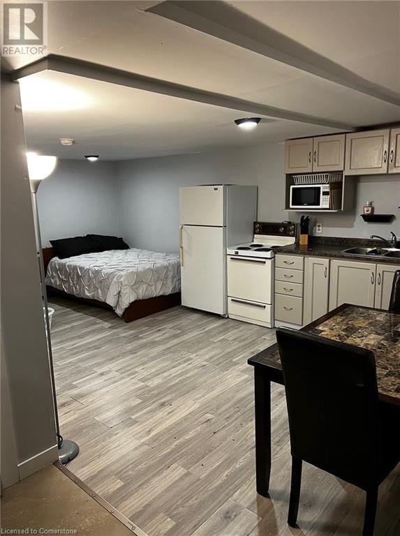 341 ANTWERP AVENUE Image 31