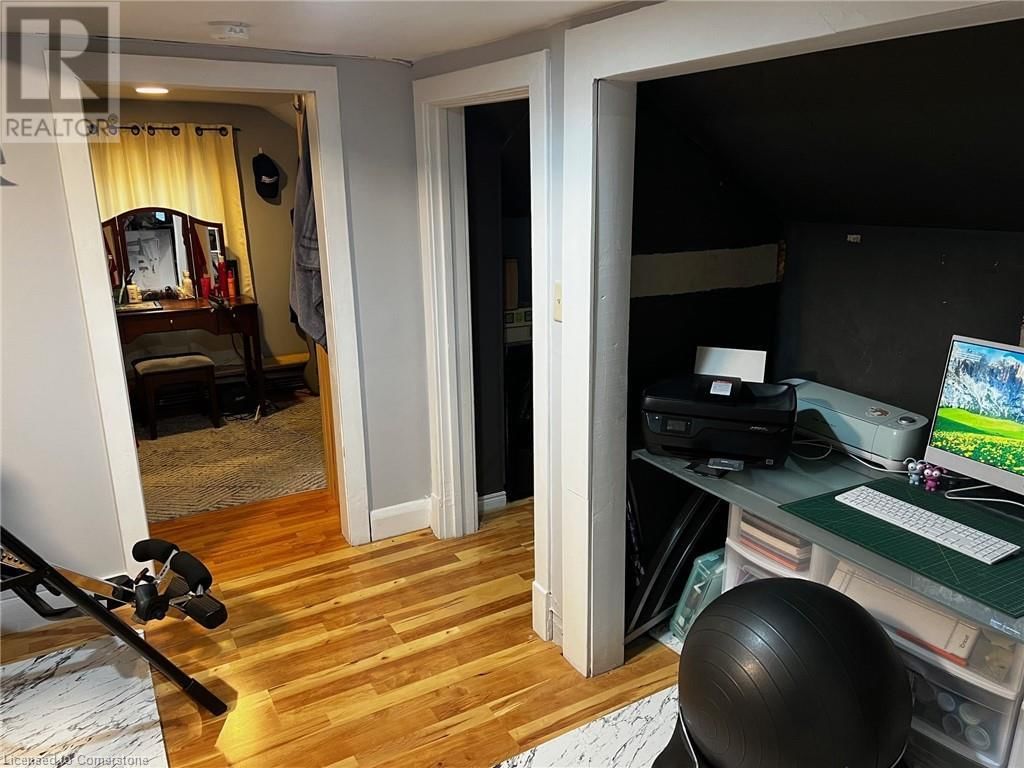 341 ANTWERP AVENUE Image 6