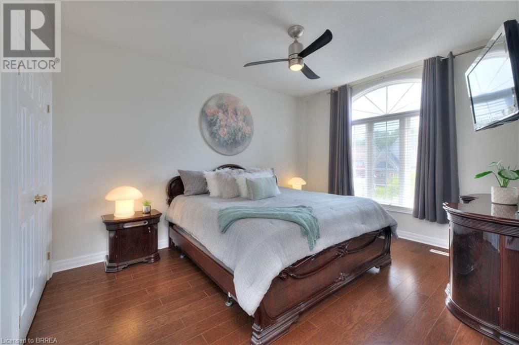 330 PINE VALLEY DRIVE Image 11