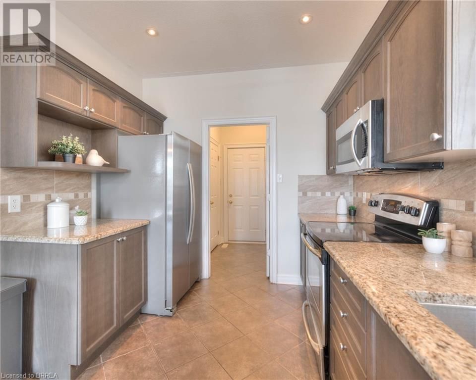 330 PINE VALLEY DRIVE Image 24