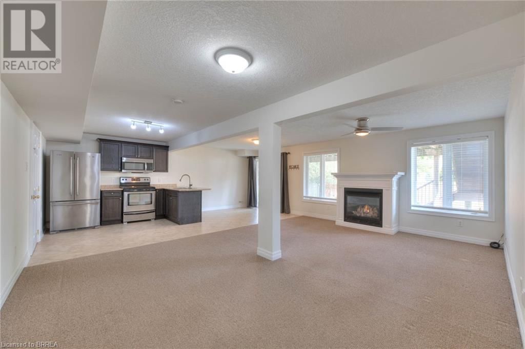 330 PINE VALLEY DRIVE Image 28