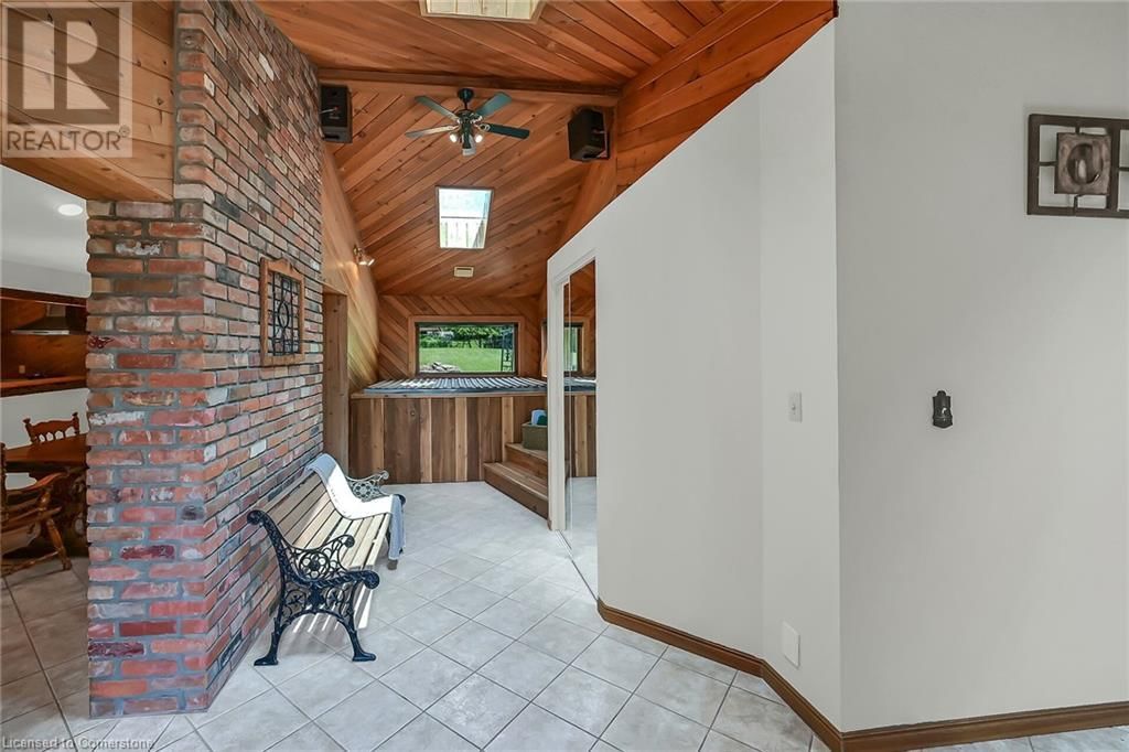 70 HOME STREET Image 38