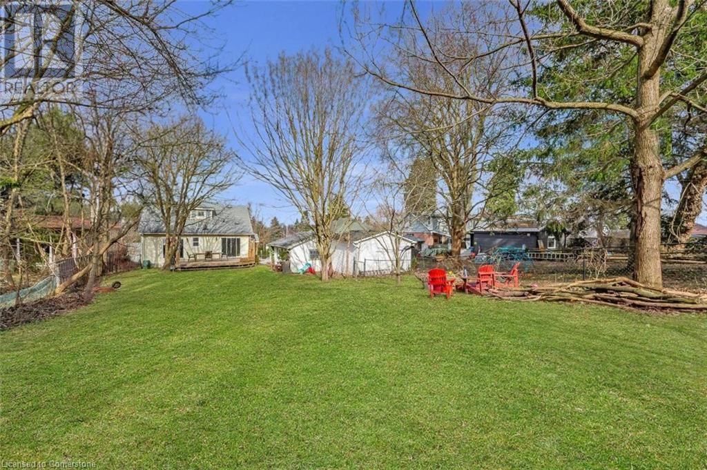 270 KATHLEEN STREET Image 32