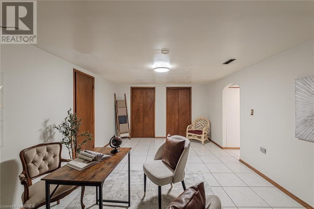5 PIPPIN DRIVE Image 33