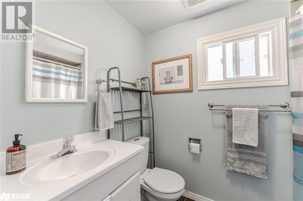 56 JANICE DRIVE Image 10