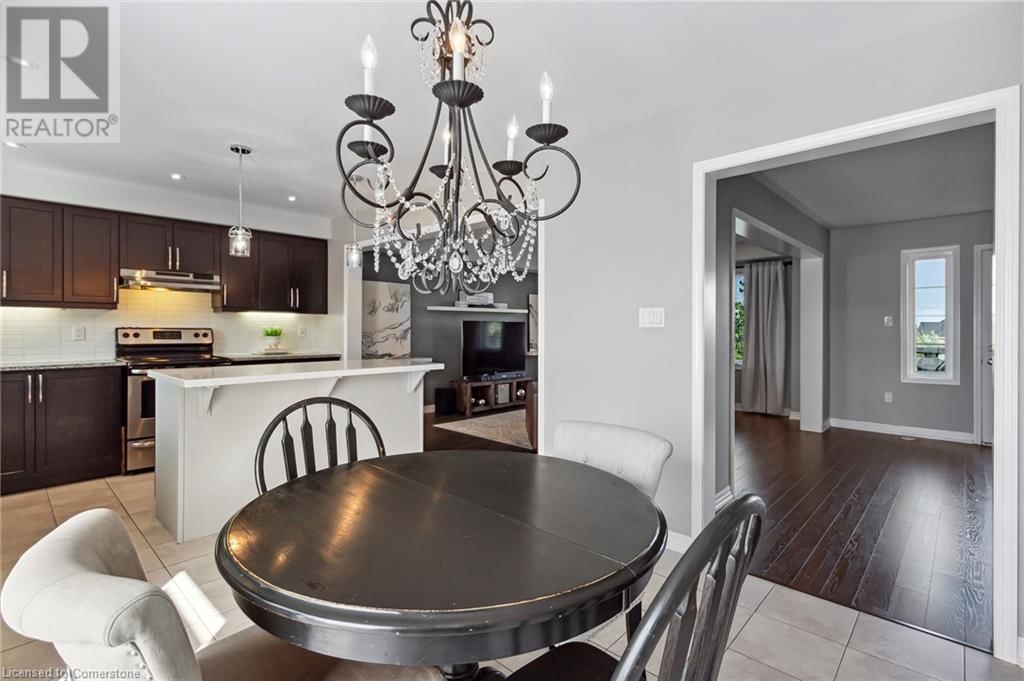 3 - 3045 GEORGE SAVAGE AVENUE Image 34