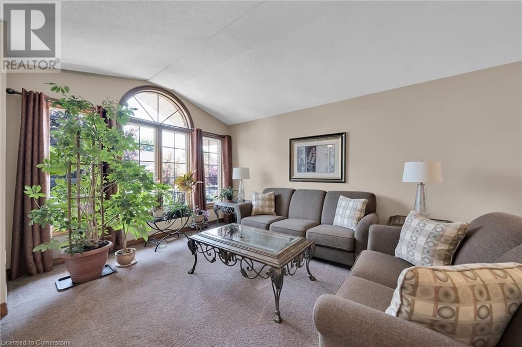 212 ALDERLEA AVENUE Image 5