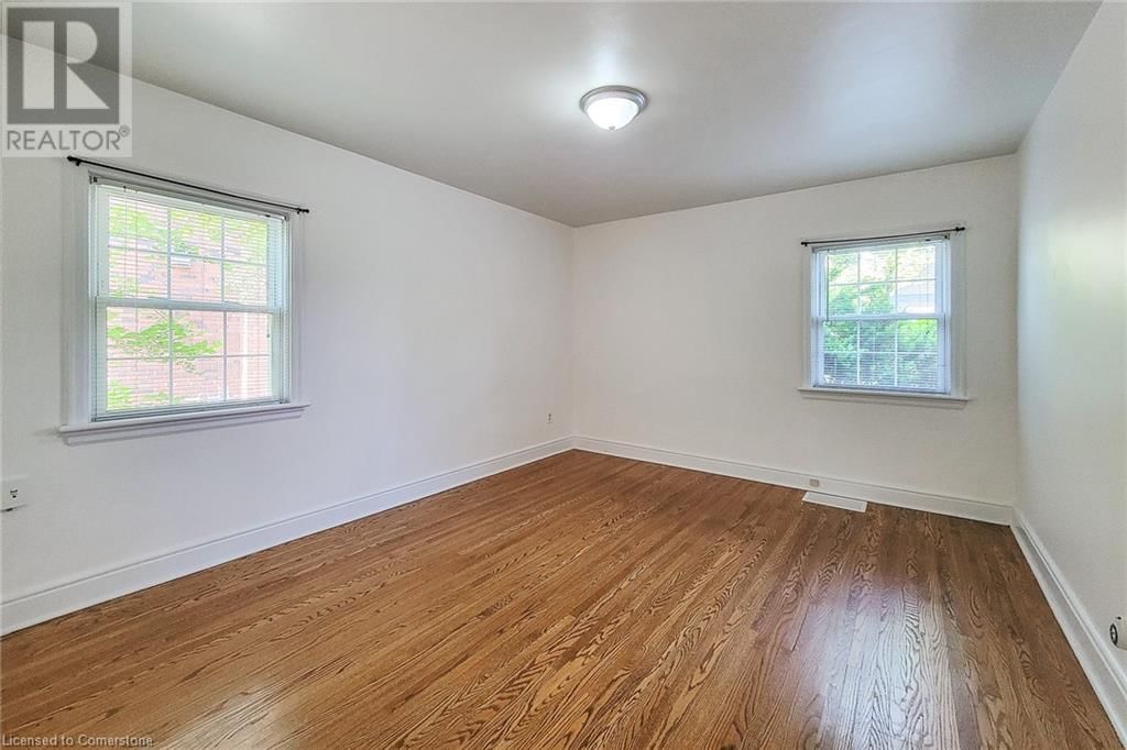 131 ERINDALE AVENUE Image 21