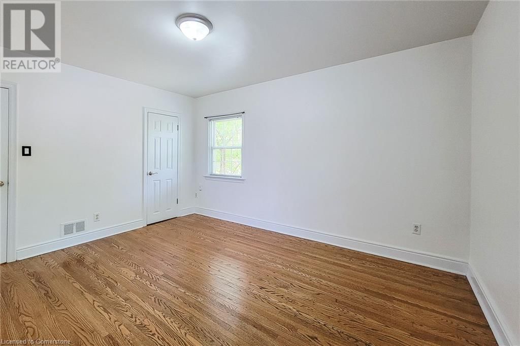 131 ERINDALE AVENUE Image 22