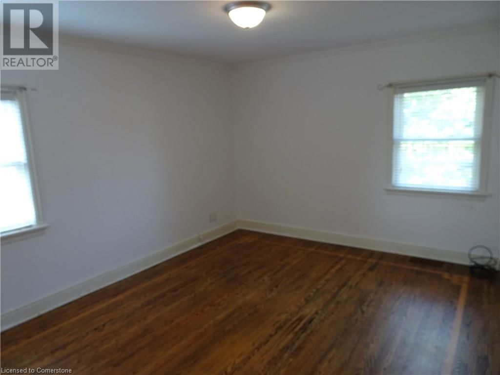 131 ERINDALE AVENUE Image 38