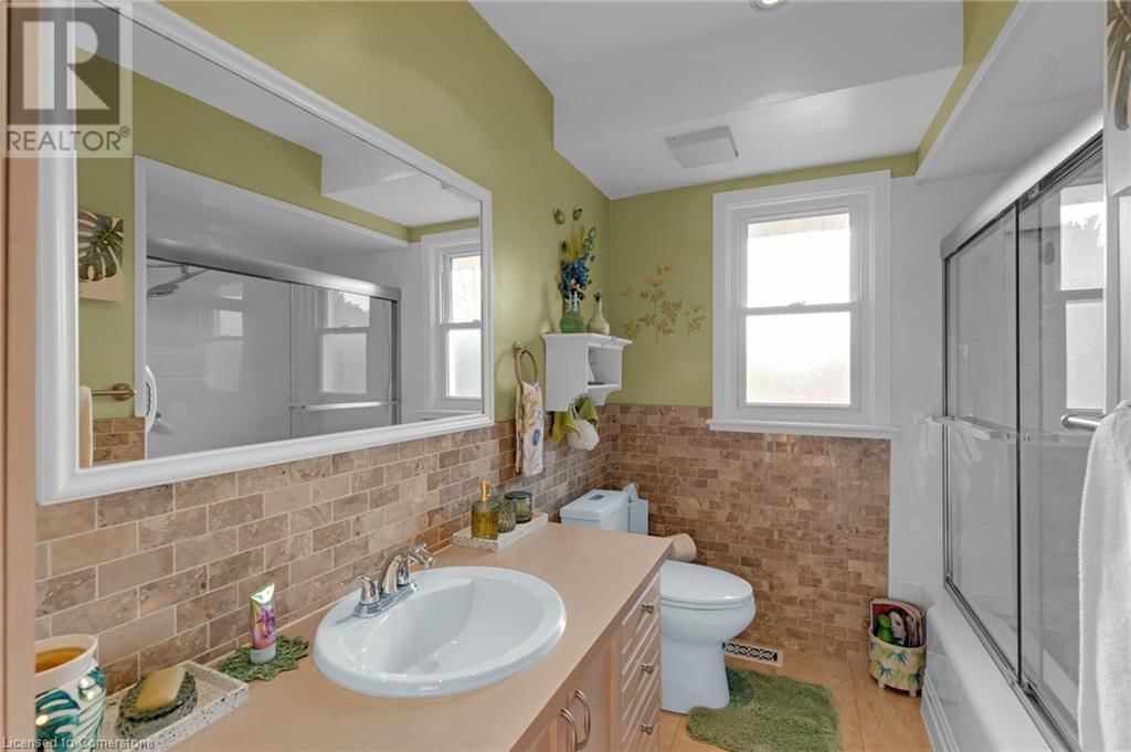 43 EVERGREEN AVENUE Image 16