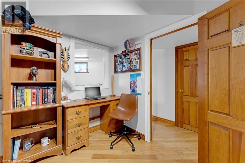 43 EVERGREEN AVENUE Image 25