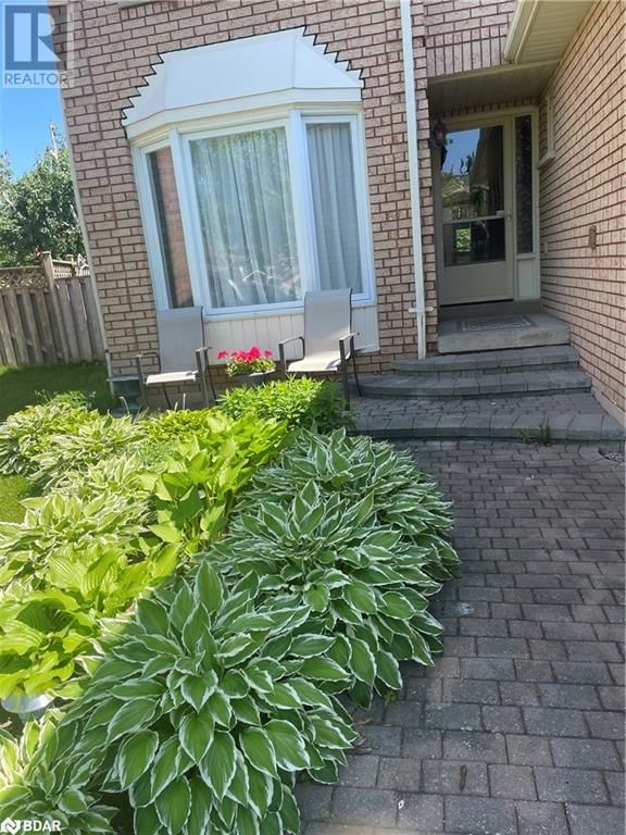 21 BARWICK DRIVE Image 36