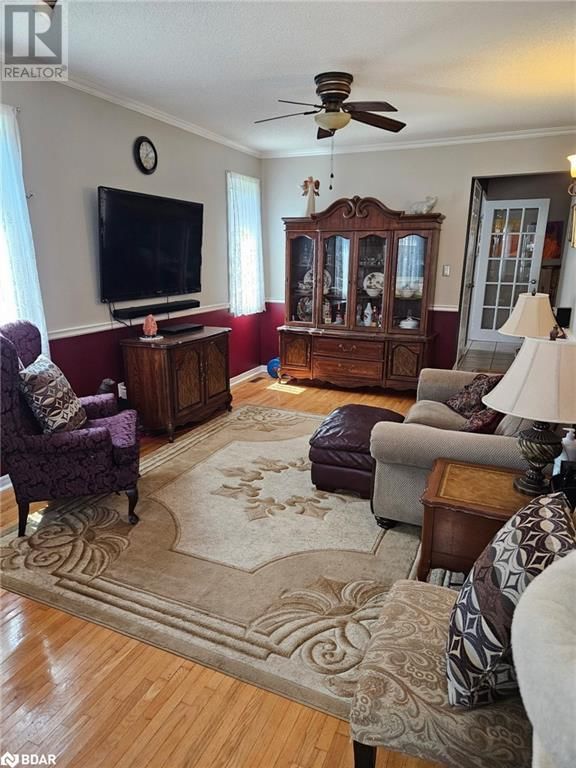 21 BARWICK DRIVE Image 9