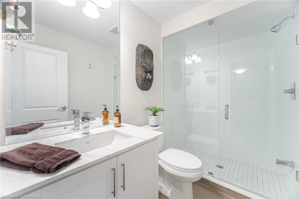 47 WINDSOR CIRCLE Image 44