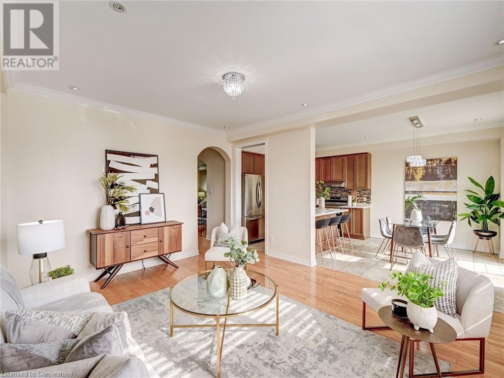 106 NAPERTON DRIVE Image 12