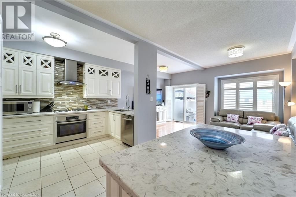 7332 GOLDEN MEADOW COURT Image 16