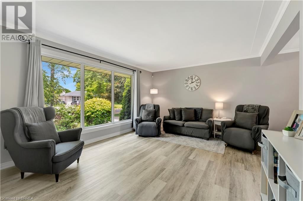 39 PUSEY BOULEVARD Image 14