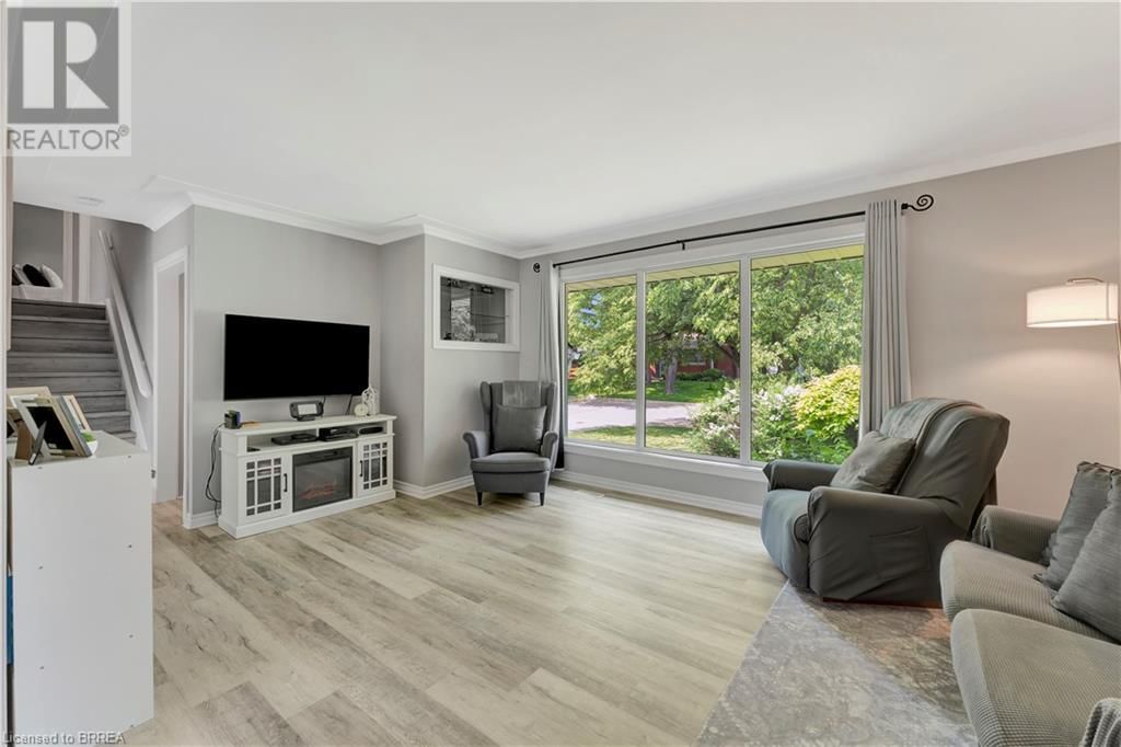 39 PUSEY BOULEVARD Image 15